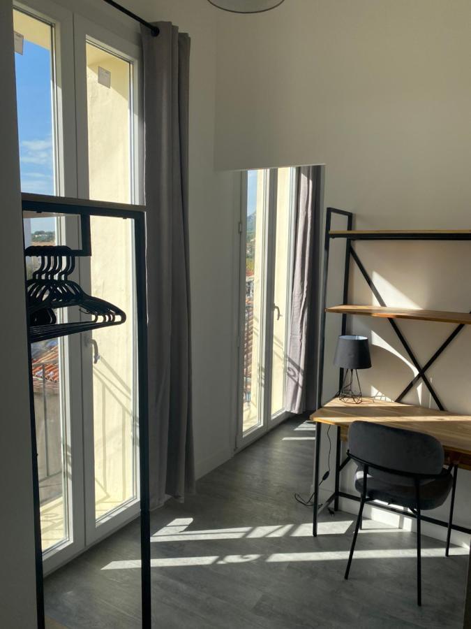 Bel Appartement T1 30M2 Centre Historique Aubagne Ngoại thất bức ảnh